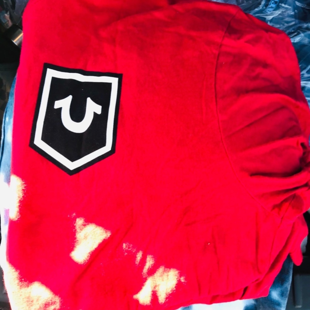 Men True Religion T-shirt Size 2X  “gently worn”